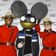 Illustration for article titled Deadmau5 Represents Aperture Science At An Awards Show
